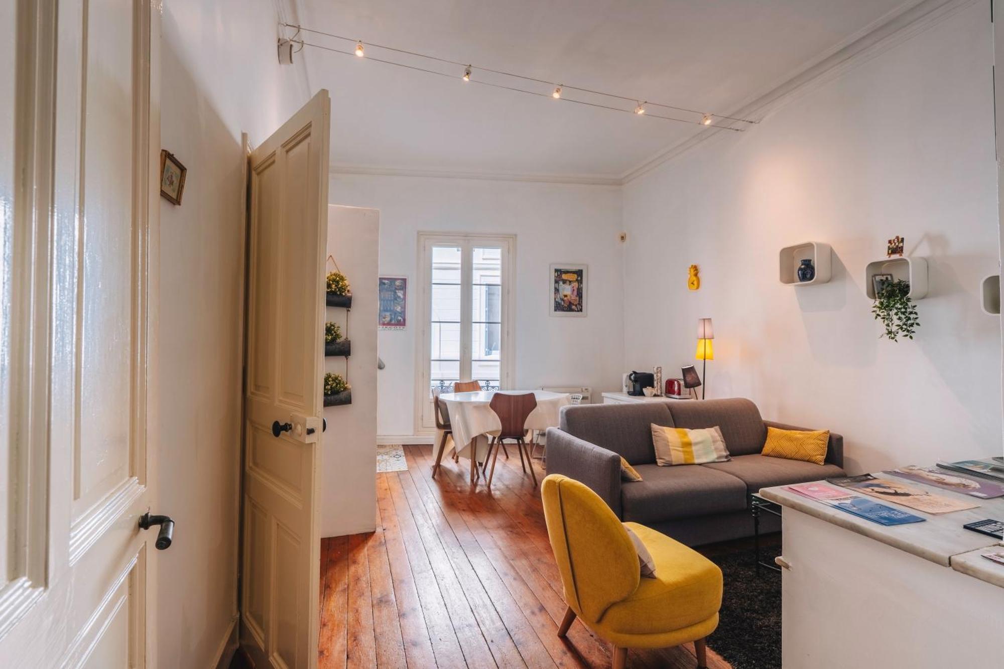 Demeure & Confort Nimes Exterior photo