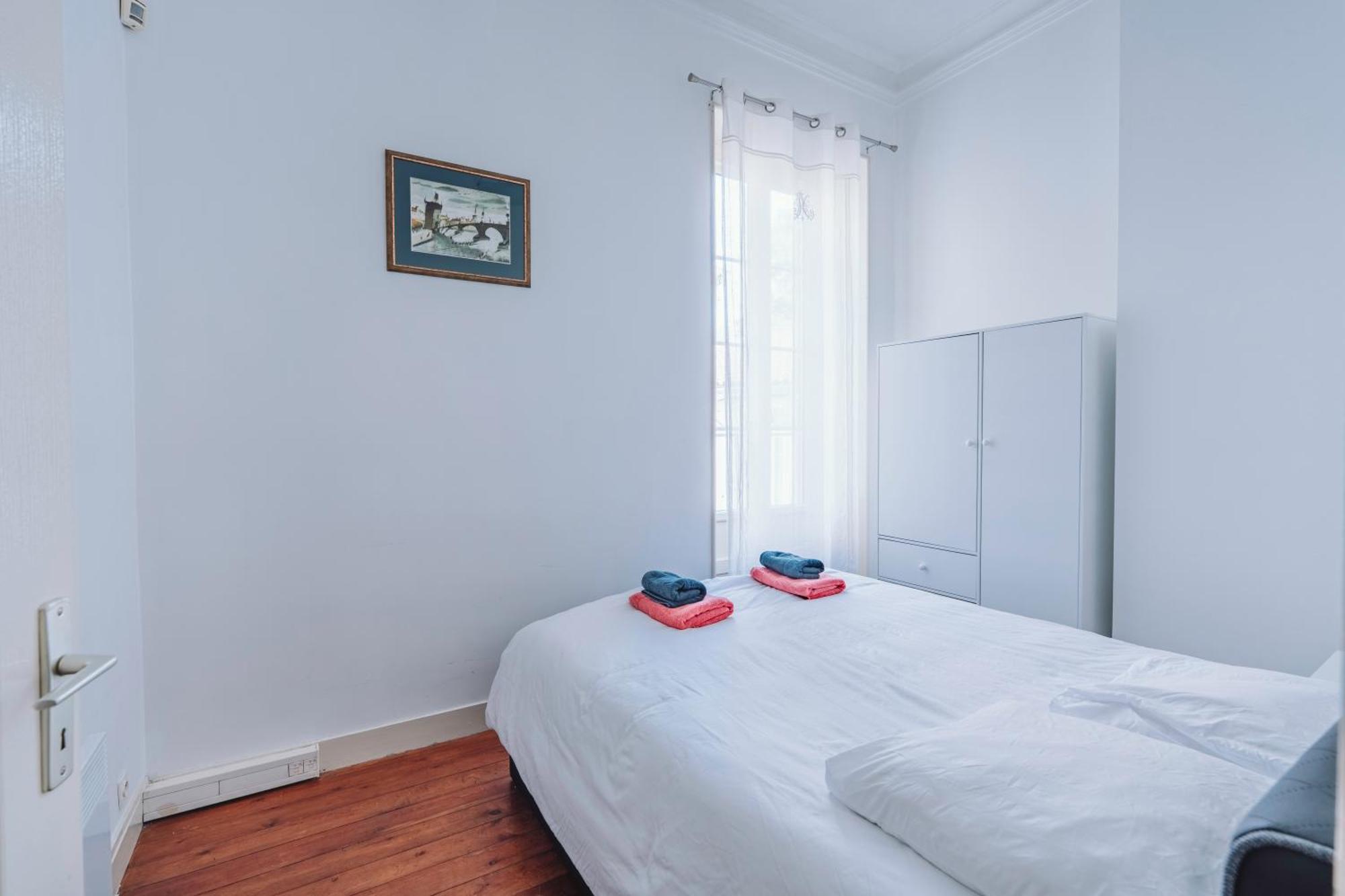 Demeure & Confort Nimes Exterior photo