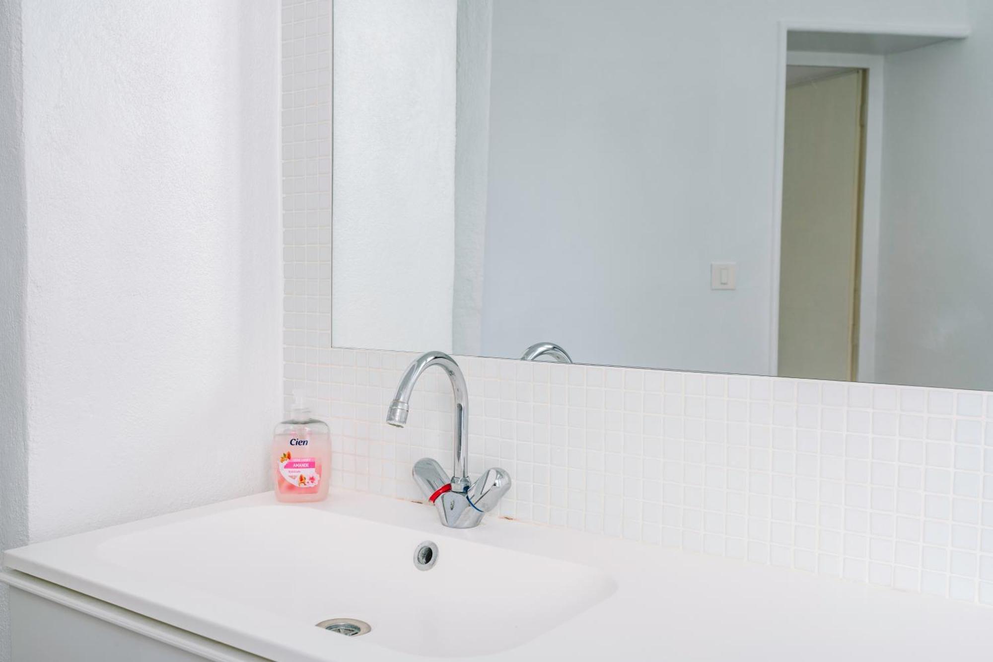 Demeure & Confort Nimes Exterior photo